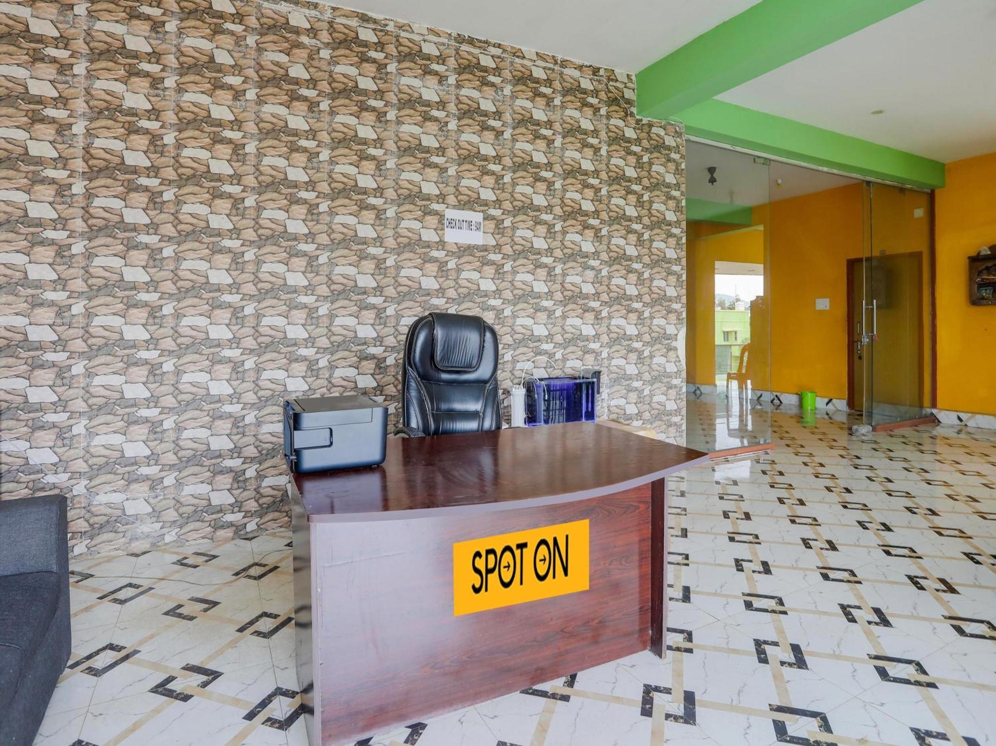 Hotel O Mountain View Lodge And Guest House Janla Bagian luar foto